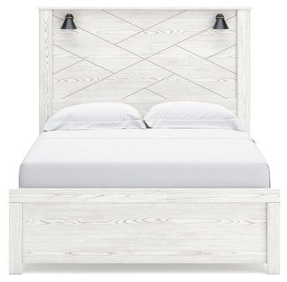 Gerridan Queen Panel Bed with Mirrored Dresser