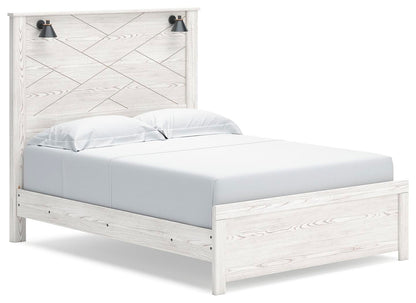 Gerridan Queen Panel Bed with Mirrored Dresser