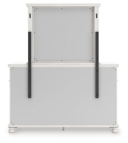 Chadworth King Poster Bed, Dresser and Mirror