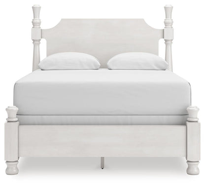 Chadworth Queen Poster Bed, Dresser, Mirror and Nightstand