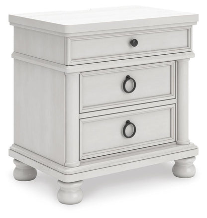 Chadworth Queen Poster Bed, Dresser, Mirror and Nightstand