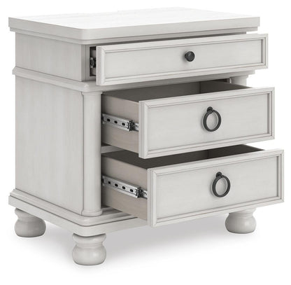 Chadworth Queen Poster Bed, Dresser, Mirror and Nightstand