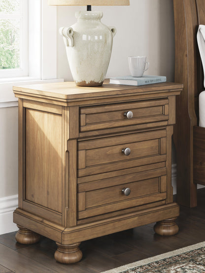 Vandenmore Queen Panel Bed with Mirrored Dresser and Nightstand