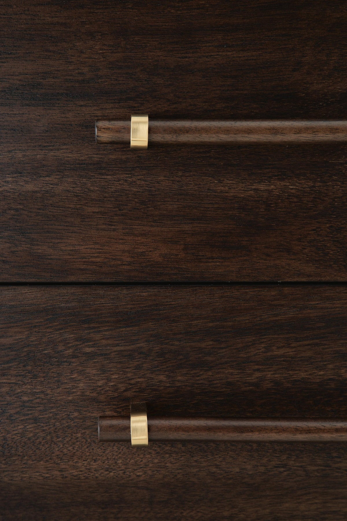 Dantenton Five Drawer Chest