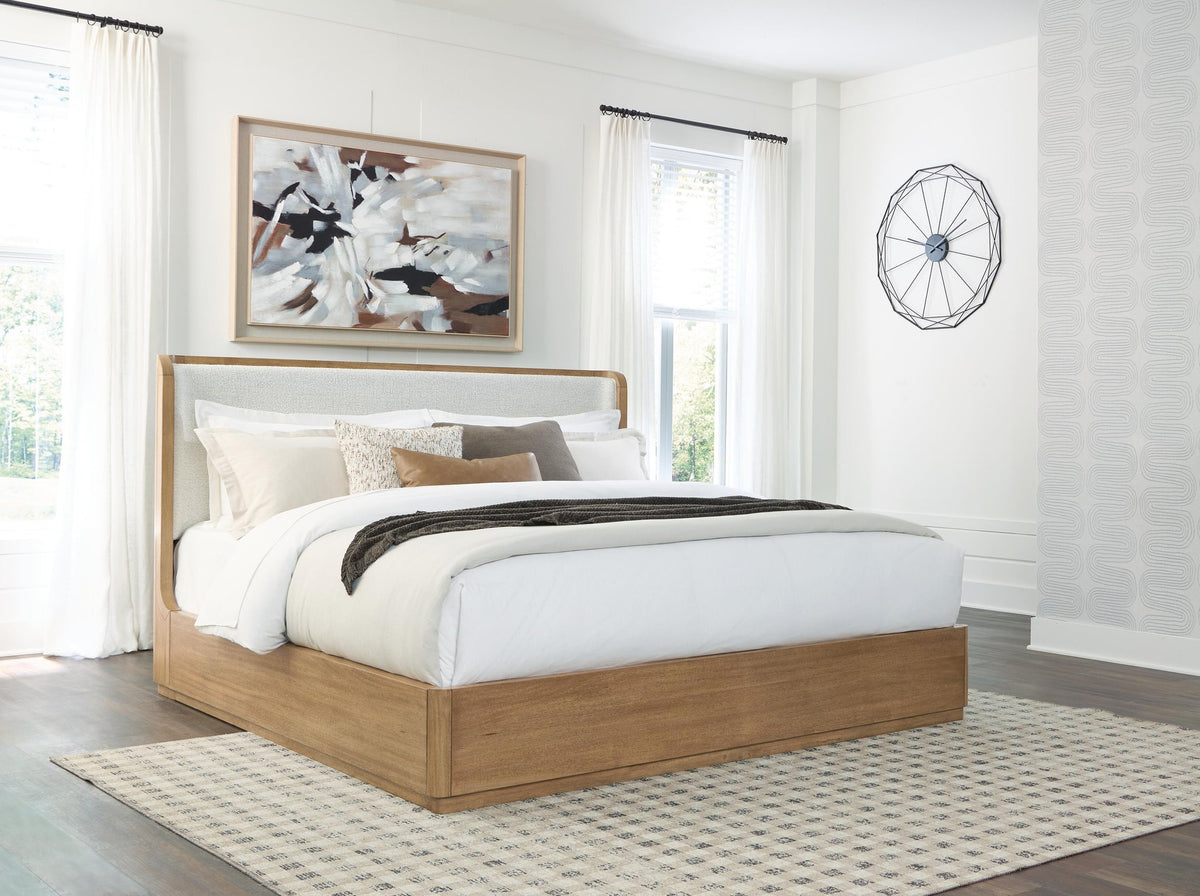 Pamaria King Upholstered Bed