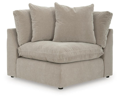 Maxton Heights 8-Piece Sectional