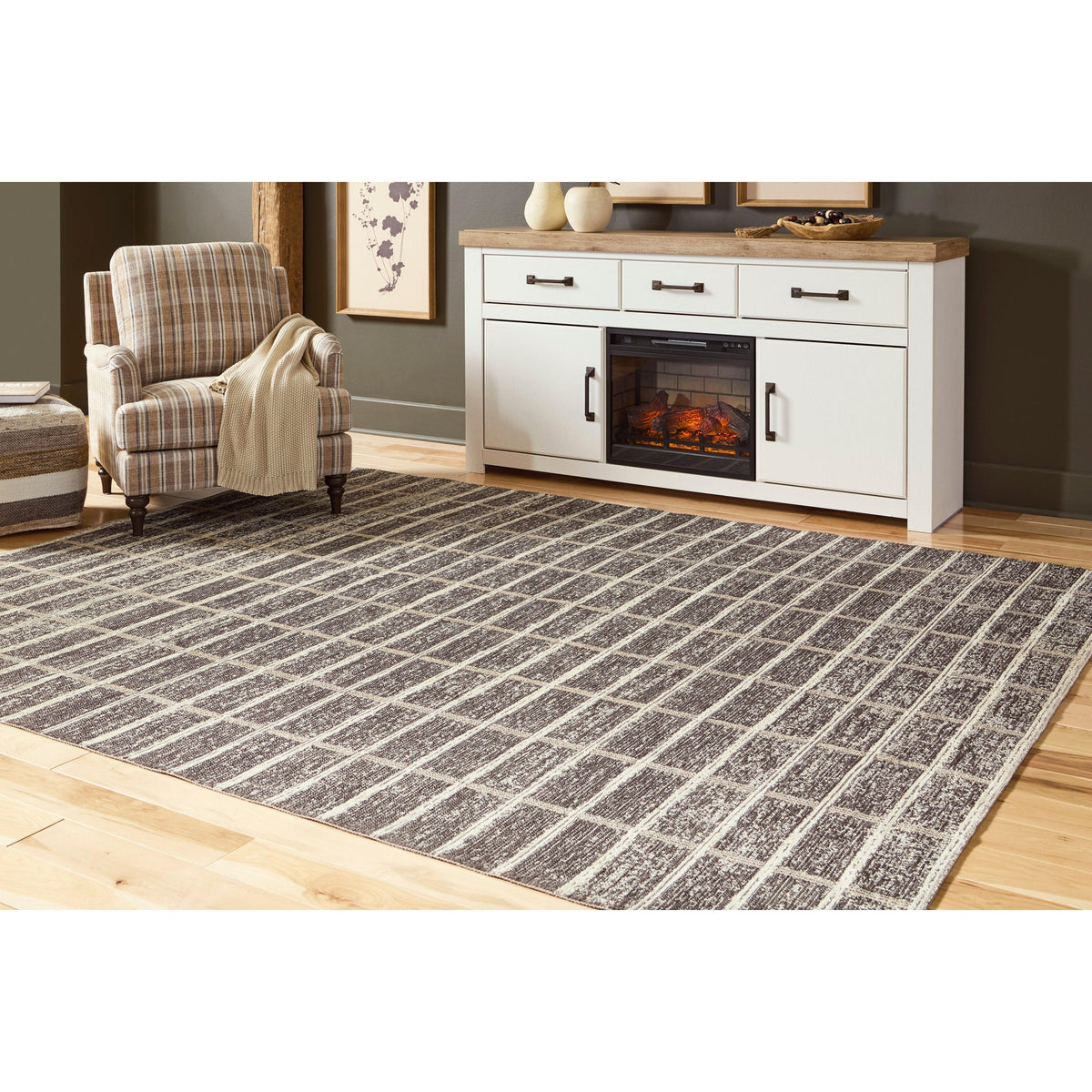 Verbrook Large Rug
